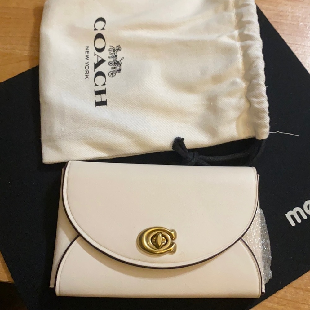 NWT coach card holder